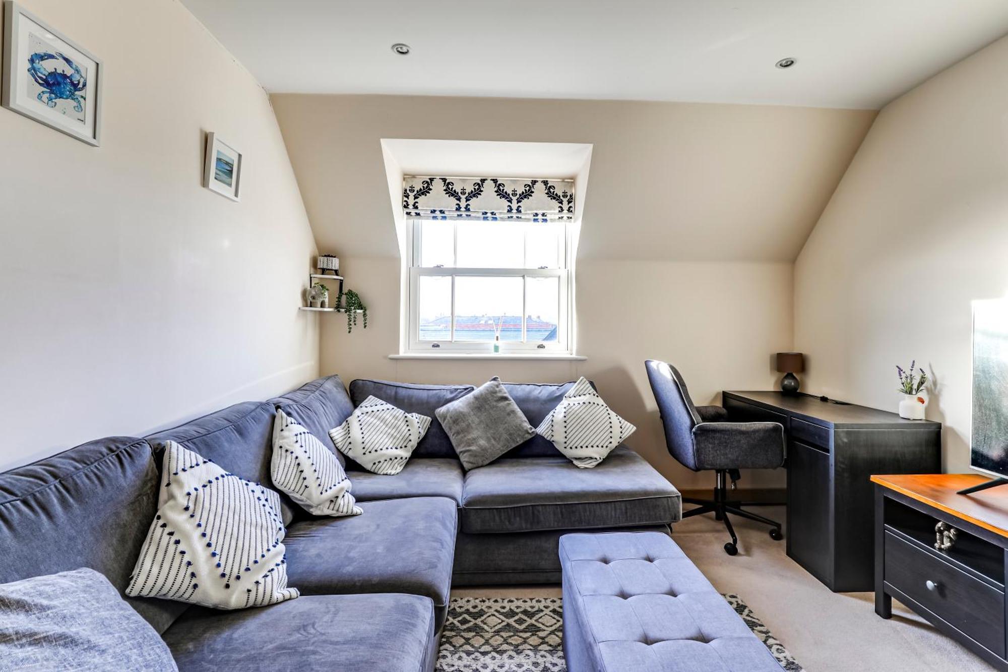 Entire 2 Bed Flat Contractors Families And Relocators Διαμέρισμα Γουέρ Εξωτερικό φωτογραφία