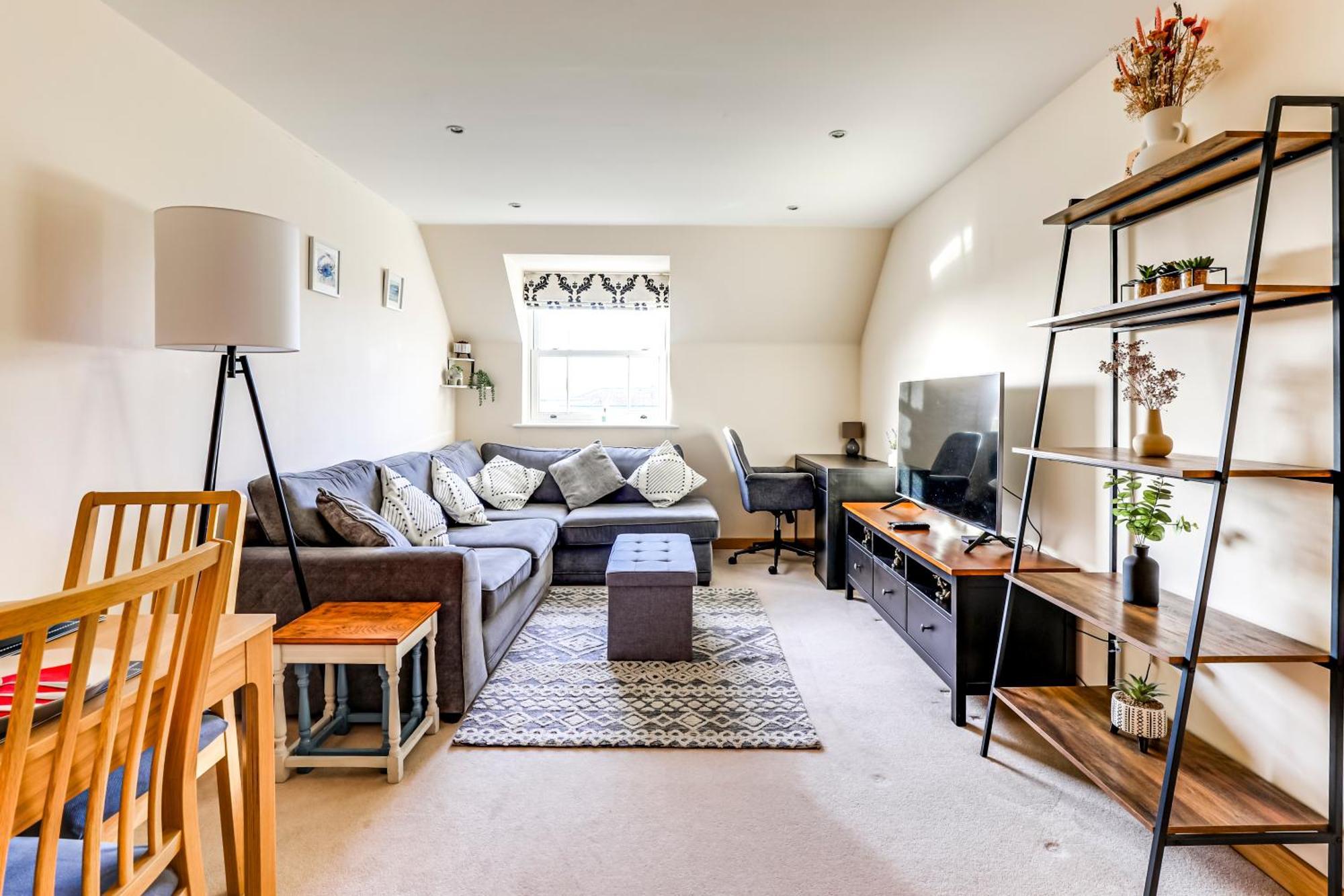 Entire 2 Bed Flat Contractors Families And Relocators Διαμέρισμα Γουέρ Εξωτερικό φωτογραφία